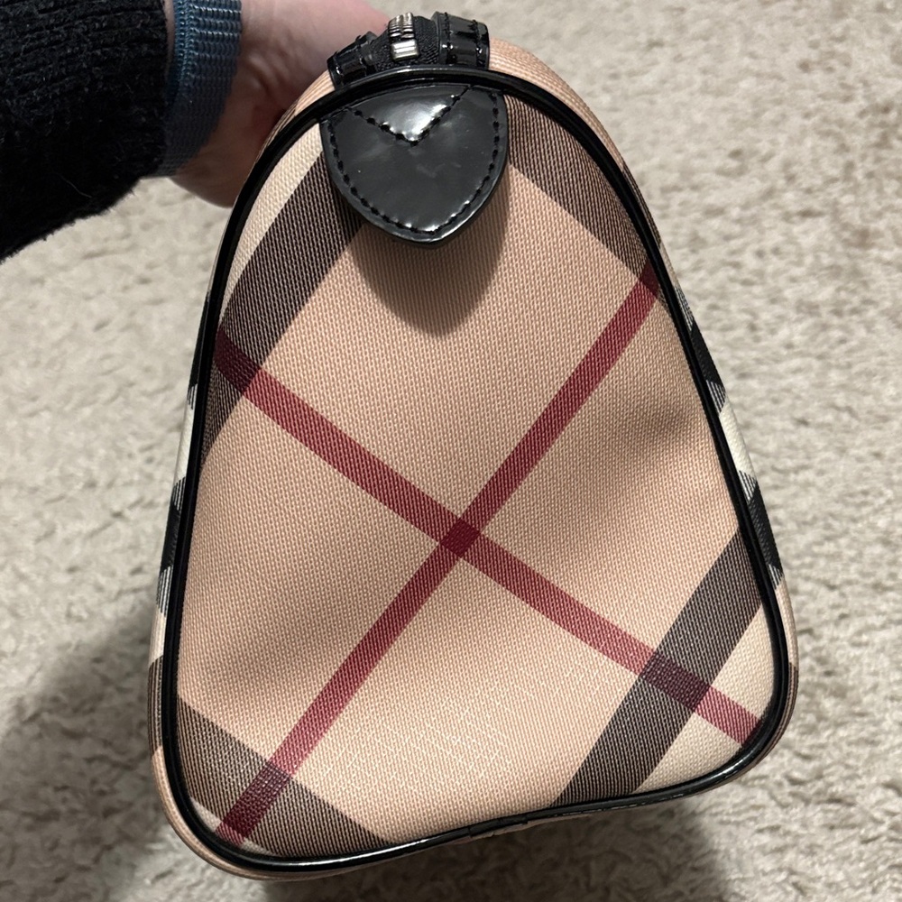 Burberry Tan and Black Checkered Satchel - Picture 4 of 8